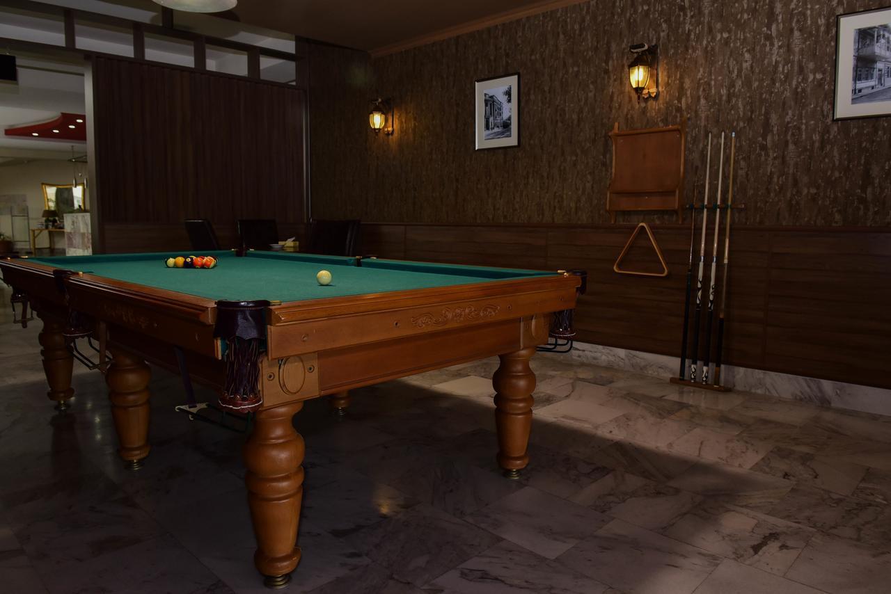 Regineh Hotel Erywań Zewnętrze zdjęcie