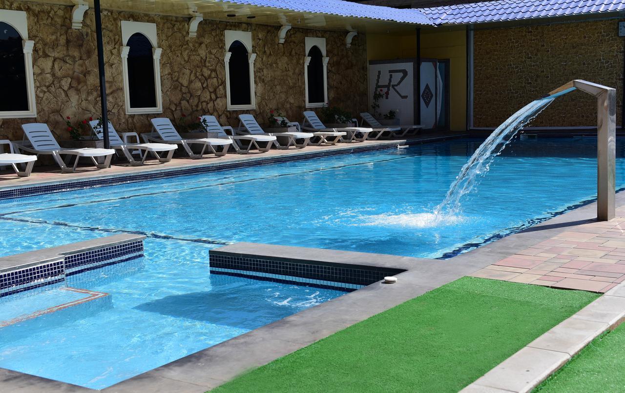 Regineh Hotel Erywań Zewnętrze zdjęcie